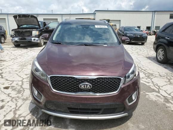 2018 Kia Sorento EX with VIN 5XYPHDA55JG356609, listed as a Copart auction lot 61663795 with 59,803 mi miles and Salvage title. Bid and sale history available at DreamBid. Image 5.