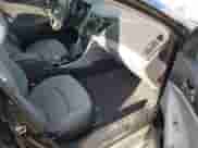 2015 Hyundai Sonata z VIN KMHEC4A49FA134199, wystawiony jako IAAI lot #41694125 z przebiegiem 49 000 mil mil oraz . Historia ofert i sprzedaży dostępna na DreamBid. Obrazek 5.