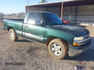 2001 Chevrolet Silverado 1500 LS with VIN 1GCEC14T81Z231474, listed as a IAAI auction lot 41170114 with Not provided miles and . Bid and sale history available at DreamBid. Image 1.