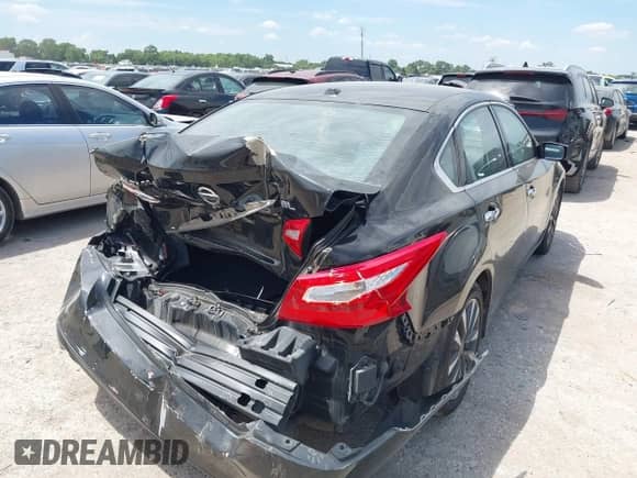 2016 Nissan Altima S with VIN 1N4AL3AP4GC266628, listed as a IAAI auction lot 42822655 with 155,584 mi miles and . Bid and sale history available at DreamBid. Image 4.