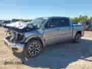 2025 Ram 1500 Laramie с VIN 1C6SRFJPXSN542426, выставлен на аукционе Copart как лот 87101845 с пробегом 6 545 миль миль и Списание • Salvage title. История ставок и продаж доступна на DreamBid. Изображение 1.