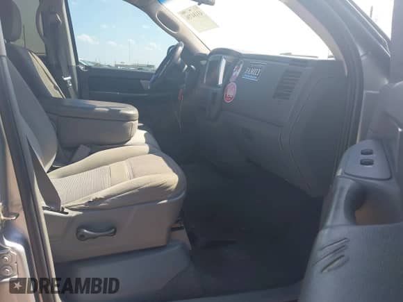2007 Dodge 1500 SLT with VIN 1D7HA18P87J507021, listed as a IAAI auction lot 43184756 with 129,110 mi miles and . Bid and sale history available at DreamBid. Image 5.