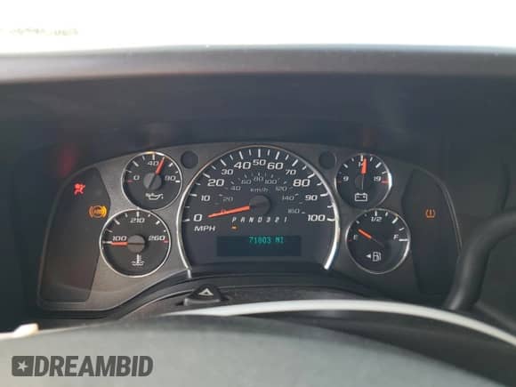 2008 Chevrolet Express Cargo z VIN 1GCFG15X381131897, wystawiony jako Copart lot #84537325 z przebiegiem 71 803 mil mil oraz Nie do naprawy • Non repairable. Historia ofert i sprzedaży dostępna na DreamBid. Obrazek 9.