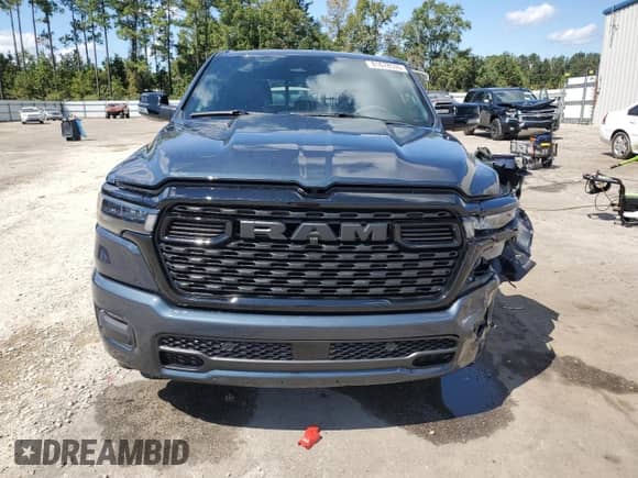 2025 Ram 1500 Big Horn с VIN 1C6RREFG4SN179459, выставлен на аукционе Copart как лот 81678535 с пробегом 648 миль миль и Списание • Salvage title. История ставок и продаж доступна на DreamBid. Изображение 5.