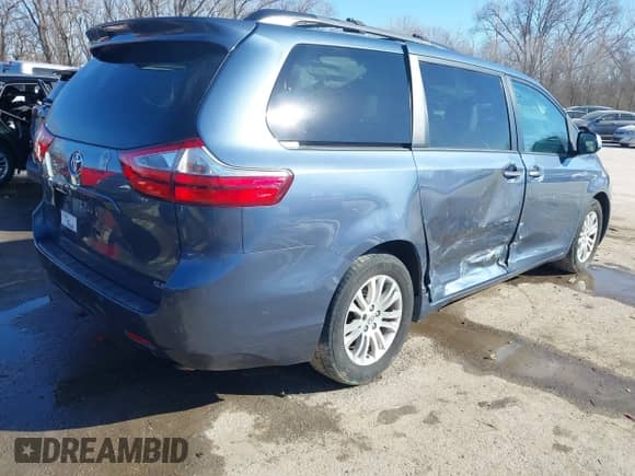 2017 Toyota Sienna XLE Auto Access Seat с VIN 5TDYZ3DCXHS814910, выставлен на аукционе IAAI как лот 41700845 с пробегом 110 701 миль миль и . История ставок и продаж доступна на DreamBid. Изображение 4.
