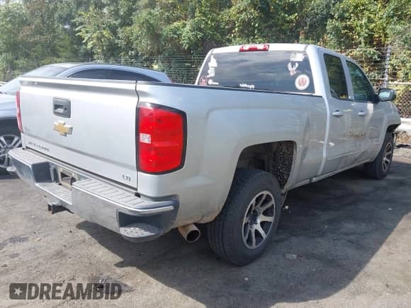 2019 Chevrolet Silverado 1500 LT z VIN 2GCRCPEC6K1145254, wystawiony jako IAAI lot #43280516 z przebiegiem 133 210 mil mil oraz . Historia ofert i sprzedaży dostępna na DreamBid. Obrazek 4.