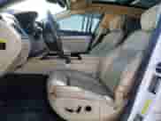 2015 Hyundai Genesis 3.8L с VIN KMHGN4JE4FU052696, выставлен на аукционе Copart как лот 80216105 с пробегом 118 524 миль миль и Списание • Salvage title. История ставок и продаж доступна на DreamBid. Изображение 7.