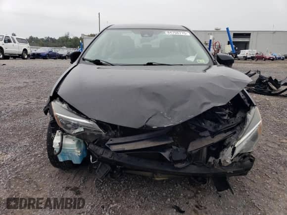 2019 Toyota Corolla LE с VIN 2T1BURHE2KC187090, выставлен на аукционе Copart как лот 84708715 с пробегом 82 393 миль миль и Списание • Salvage title. История ставок и продаж доступна на DreamBid. Изображение 5.