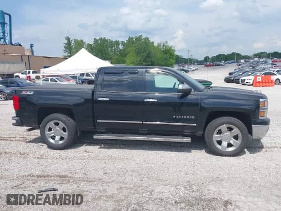 2014 Chevrolet Silverado 1500 LTZ с VIN 3GCUKSEC9EG233761, выставлен на аукционе IAAI как лот 41981032 с пробегом 151 737 миль миль и . История ставок и продаж доступна на DreamBid. Изображение 13.