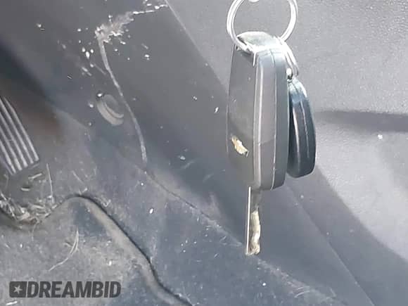 2017 Chevrolet Trax LS z VIN 3GNCJKSB5HL178514, wystawiony jako IAAI lot #40762303 z przebiegiem 151 608 mil mil oraz . Historia ofert i sprzedaży dostępna na DreamBid. Obrazek 11.