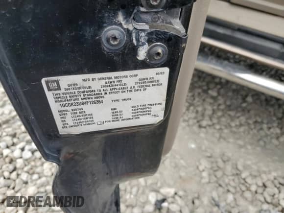 2004 Chevrolet Silverado 2500 LT с VIN 1GCGK23U84F126354, выставлен на аукционе Copart как лот 52349705 с пробегом Не указан миль и Списание • Salvage title. История ставок и продаж доступна на DreamBid. Изображение 12.