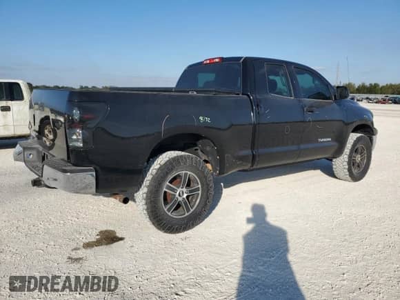 2012 Toyota Tundra z VIN 5TFRU5F15CX026419, wystawiony jako Copart lot #85980334 z przebiegiem 150 239 mil mil oraz Szkoda całkowita • Salvage title. Historia ofert i sprzedaży dostępna na DreamBid. Obrazek 3.