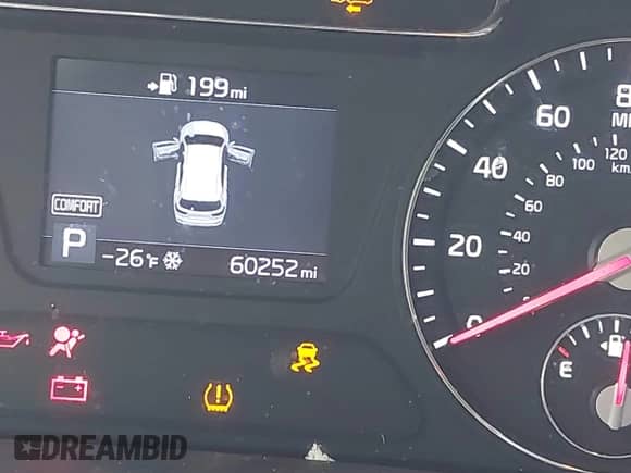 2020 Kia Sorento LX z VIN 5XYPG4A58LG660524, wystawiony jako IAAI lot #41505220 z przebiegiem 60 252 mil mil oraz . Historia ofert i sprzedaży dostępna na DreamBid. Obrazek 16.