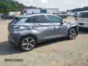 2019 Hyundai Kona Limited z VIN KM8K33A5XKU327072, wystawiony jako Copart lot #67637315 z przebiegiem 46 362 mil mil oraz Szkoda całkowita • Salvage title. Historia ofert i sprzedaży dostępna na DreamBid. Obrazek 3.