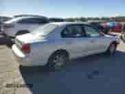 2001 Hyundai Sonata GLS z VIN KMHWF35V11A474934, wystawiony jako Copart lot #83633174 z przebiegiem 127 176 mil mil oraz Czysty tytuł • Clean title. Historia ofert i sprzedaży dostępna na DreamBid. Obrazek 3.