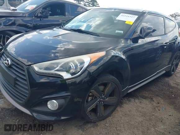 2013 Hyundai Veloster Turbo с VIN KMHTC6AE5DU143733, выставлен на аукционе IAAI как лот 42116317 с пробегом 116 155 миль миль и . История ставок и продаж доступна на DreamBid. Изображение 2.
