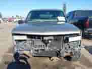 1999 Chevrolet Suburban z VIN 1GNFK16R9XJ318663, wystawiony jako IAAI lot #43358644 z przebiegiem 197 845 mil mil oraz . Historia ofert i sprzedaży dostępna na DreamBid. Obrazek 13.