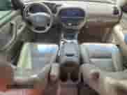 2006 Toyota Tundra Limited z VIN 5TBET38166S526045, wystawiony jako Copart lot #66914345 z przebiegiem 166 666 mil mil oraz Czysty tytuł • Clean title. Historia ofert i sprzedaży dostępna na DreamBid. Obrazek 8.