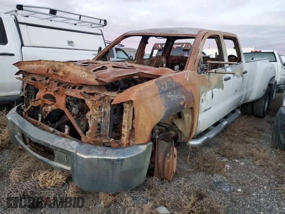 2017 Chevrolet Silverado 3500HD Work Truck с VIN 1GC4KYCY4HF172519, выставлен на аукционе Copart как лот 88859365 с пробегом Не указан миль и Списание • Salvage title. История ставок и продаж доступна на DreamBid. Изображение 2.