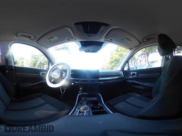 2025 Kia Sorento LX with VIN 5XYRG4JC7SG318052, listed as a IAAI auction lot 42557809 with 3,591 mi miles and . Bid and sale history available at DreamBid. Image 18.