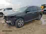 2017 Nissan Pathfinder SV with VIN 5N1DR2MN5HC602455, listed as a Copart auction lot 62899365 with 144,937 mi miles and Salvage title. Bid and sale history available at DreamBid. Image 1.