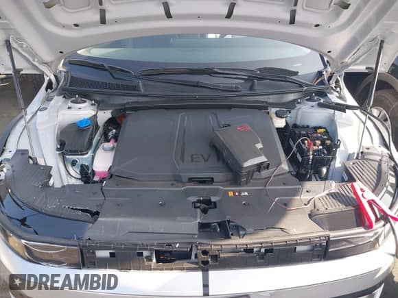 2025 Hyundai Ioniq 5 SEL z VIN 7YAKN4DA4SY014307, wystawiony jako IAAI lot #43012429 z przebiegiem 1 636 mil mil oraz . Historia ofert i sprzedaży dostępna na DreamBid. Obrazek 10.
