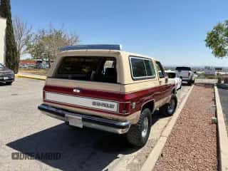 1988 Chevrolet Blazer с VIN 1GNEV18K4JF177353, выставлен на аукционе Copart как лот 54454195 с пробегом 49 099 миль миль и Чистый • Clean title. История ставок и продаж доступна на DreamBid. Изображение 4.