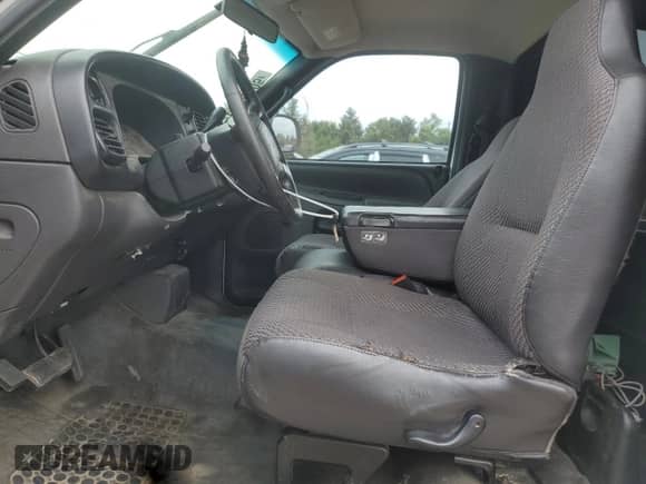 2001 Dodge 1500 with VIN 1B7HC16Y11S182620, listed as a Copart auction lot 61859105 with 88,678 mi miles and Salvage title. Bid and sale history available at DreamBid. Image 7.