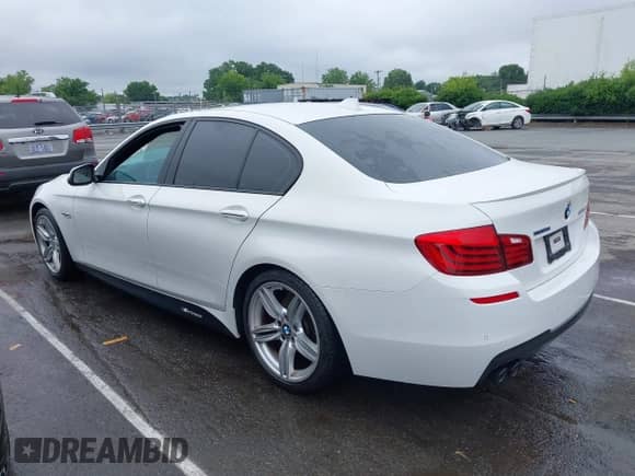 2014 BMW 5 Series 535d with VIN WBAXA5C53ED690727, listed as a IAAI auction lot 42344800 with 128,153 mi miles and . Bid and sale history available at DreamBid. Image 14.