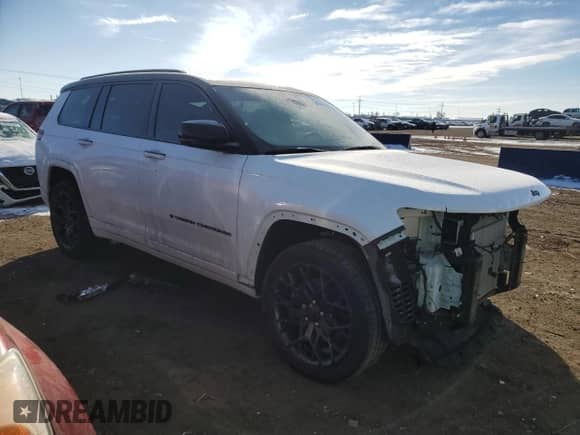 2023 Jeep Grand Cherokee Summit Reserve with VIN 1C4RJKET7P8913028, listed as a Copart auction lot 45208835 with 17,130 mi miles and Salvage title. Bid and sale history available at DreamBid. Image 4.
