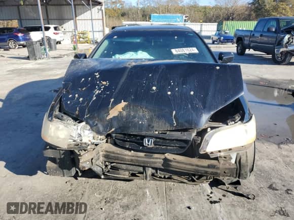 2000 Honda Accord LX с VIN 1HGCG3243YA018591, выставлен на аукционе Copart как лот 84081624 с пробегом 297 429 миль миль и Списание • Salvage title. История ставок и продаж доступна на DreamBid. Изображение 5.