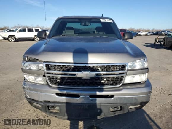 2006 Chevrolet Silverado 1500 LT2 z VIN 2GCEC13T761189588, wystawiony jako Copart lot #44971925 z przebiegiem 350 472 mil mil oraz Szkoda całkowita • Salvage title. Historia ofert i sprzedaży dostępna na DreamBid. Obrazek 5.