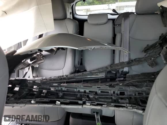 2022 Toyota Sienna XLE with VIN 5TDYRKEC1NS119008, listed as a Copart auction lot 81078615 with 82,580 mi miles and Salvage title. Bid and sale history available at DreamBid. Image 10.