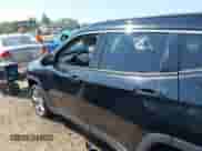 2017 Jeep Compass Latitude с VIN 3C4NJDBB0HT679761, выставлен на аукционе IAAI как лот 42999333 с пробегом 90 586 миль миль и . История ставок и продаж доступна на DreamBid. Изображение 13.