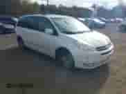 2005 Toyota Sienna XLE Limited z VIN 5TDZA22C75S282505, wystawiony jako IAAI lot #43576025 z przebiegiem 270 390 mil mil oraz . Historia ofert i sprzedaży dostępna na DreamBid. Obrazek 1.