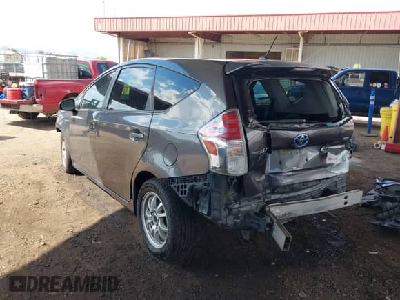 2017 Toyota Prius Five z VIN JTDZN3EUXHJ056023, wystawiony jako IAAI lot #43243393 z przebiegiem 344 830 mil mil oraz . Historia ofert i sprzedaży dostępna na DreamBid. Obrazek 3.