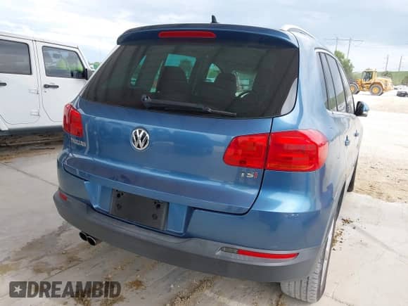 2017 Volkswagen Tiguan Wolfsburg Edition с VIN WVGRV7AX4HW504374, выставлен на аукционе IAAI как лот 43142147 с пробегом 87 875 миль миль и . История ставок и продаж доступна на DreamBid. Изображение 6.