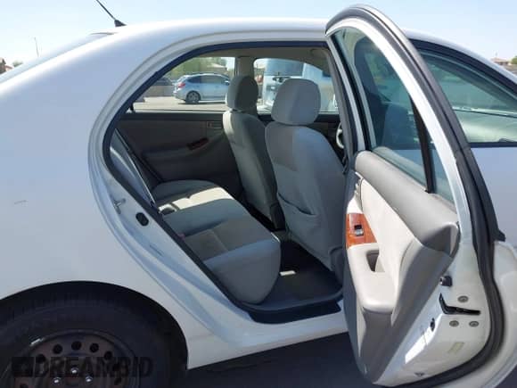 2008 Toyota Corolla CE с VIN 1NXBR32E18Z940641, выставлен на аукционе IAAI как лот 42899567 с пробегом 105 517 миль миль и . История ставок и продаж доступна на DreamBid. Изображение 8.