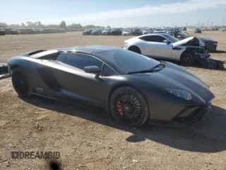 2019 Lamborghini Aventador S with VIN ZHWUV4ZD1KLA08054, listed as a Copart auction lot 70131375 with 11,046 mi miles and Salvage title. Bid and sale history available at DreamBid. Image 4.