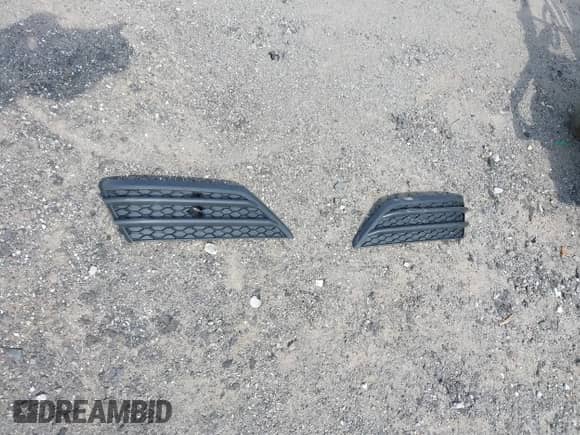 2018 Honda Pilot LX с VIN 5FNYF6H18JB072567, выставлен на аукционе IAAI как лот 42669142 с пробегом 88 300 миль миль и . История ставок и продаж доступна на DreamBid. Изображение 12.