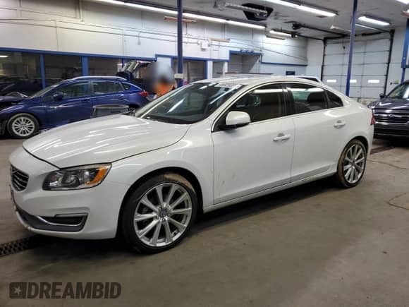 2018 Volvo S60 Inscription с VIN LYV402HK0JB171760, выставлен на аукционе Copart как лот 45929395 с пробегом Не указан миль и Списание • Salvage title. История ставок и продаж доступна на DreamBid. Изображение 1.