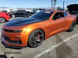 2024 Chevrolet Camaro 2SS с VIN 1G1FH1R70R0116832, выставлен на аукционе Copart как лот 86970324 с пробегом 12 197 миль миль и Списание • Salvage title. История ставок и продаж доступна на DreamBid. Изображение 1.
