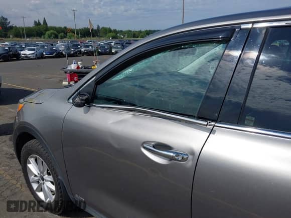 2019 Kia Sorento LX с VIN 5XYPGDA39KG526604, выставлен на аукционе IAAI как лот 42860511 с пробегом 119 440 миль миль и . История ставок и продаж доступна на DreamBid. Изображение 18.