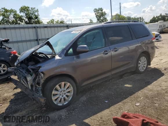 2012 Toyota Sienna LE with VIN 5TDJK3DC5CS037552, listed as a Copart auction lot 67545935 with Not provided miles and Salvage title. Bid and sale history available at DreamBid. Image 1.