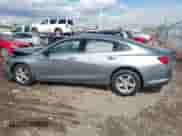 2024 Chevrolet Malibu LS с VIN 1G1ZB5ST7RF111072, выставлен на аукционе IAAI как лот 43385677 с пробегом 20 572 миль миль и . История ставок и продаж доступна на DreamBid. Изображение 13.