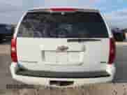 2011 Chevrolet Suburban LT z VIN 1GNSKJE30BR138400, wystawiony jako Copart lot #86971245 z przebiegiem 231 727 mil mil oraz Szkoda całkowita • Salvage title. Historia ofert i sprzedaży dostępna na DreamBid. Obrazek 6.