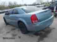 2008 Chrysler 300 C Hemi with VIN 2C3LA63H78H169491, listed as a IAAI auction lot 41936597 with 190,796 mi miles and . Bid and sale history available at DreamBid. Image 3.