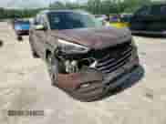 2016 Hyundai Tucson Sport z VIN KM8J33A21GU080579, wystawiony jako Copart lot #65801715 z przebiegiem Nie podano mil oraz Szkoda całkowita • Salvage title. Historia ofert i sprzedaży dostępna na DreamBid. Obrazek 14.