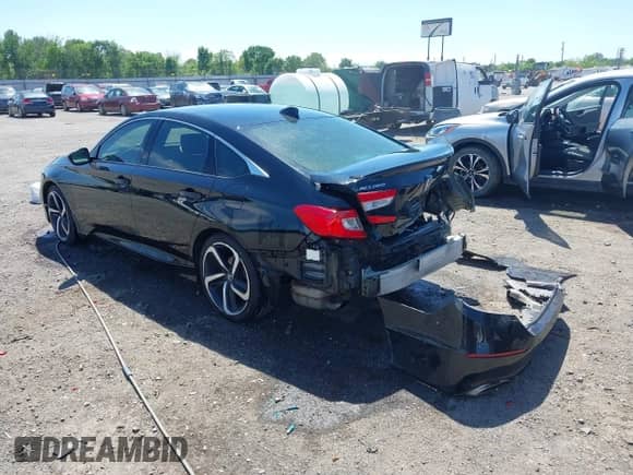 2020 Honda Accord Sport with VIN 1HGCV2F35LA031319, listed as a IAAI auction lot 42100761 with 190,757 mi miles and . Bid and sale history available at DreamBid. Image 3.