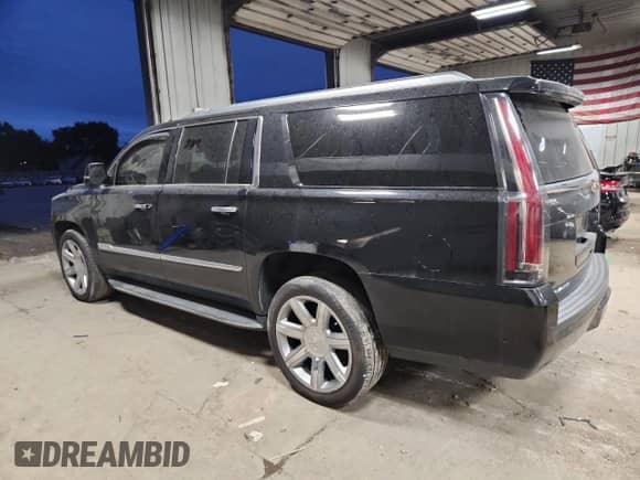 2019 Cadillac Escalade ESV Premium Luxury with VIN 1GYS4JKJ6KR389521, listed as a Copart auction lot 85539975 with 179,437 mi miles and Clean title. Bid and sale history available at DreamBid. Image 2.